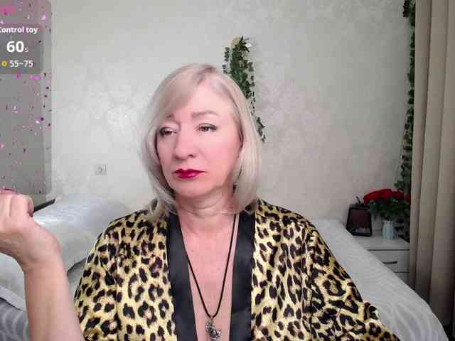 hunters-woman webcam