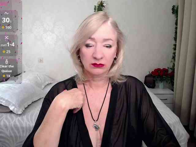 hunters-woman webcam