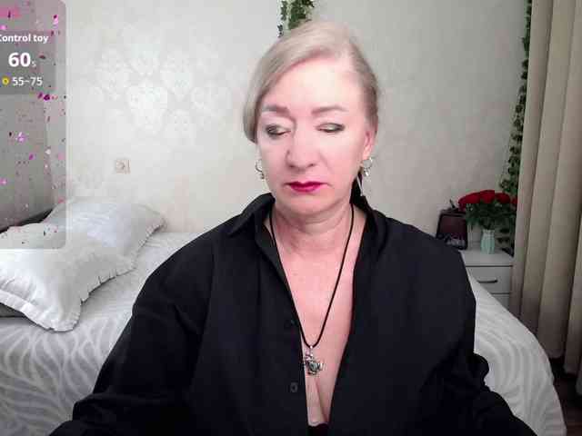 hunters-woman webcam