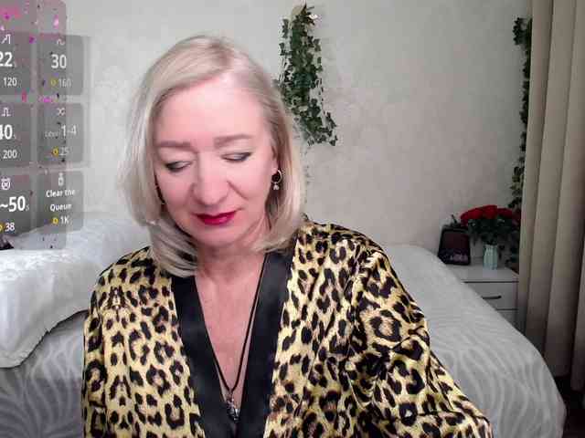 hunters-woman webcam