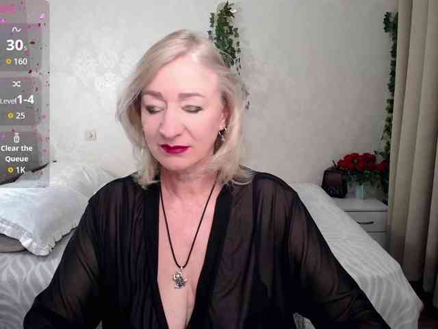 hunters-woman webcam