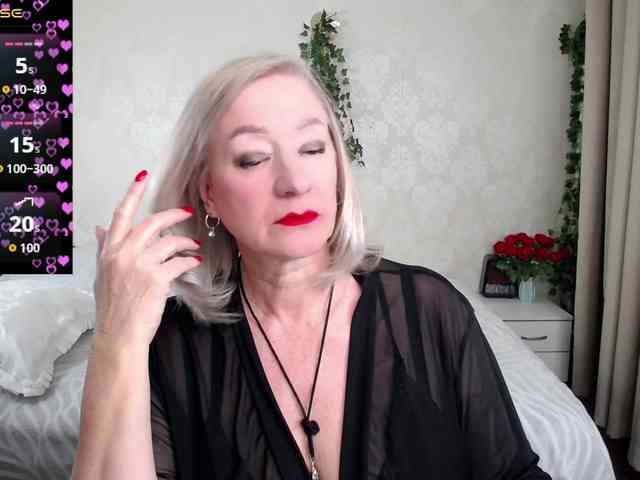 hunters-woman webcam