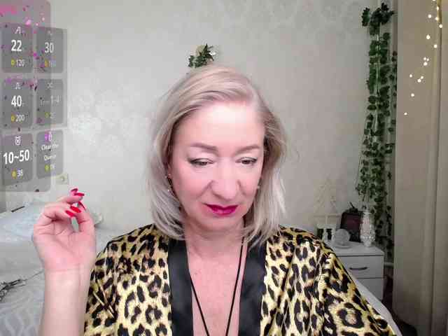 hunters-woman hunters-woman