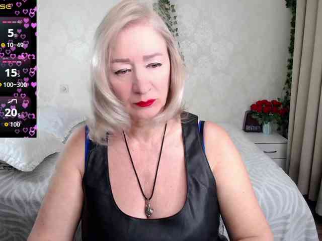 hunters-woman webcam