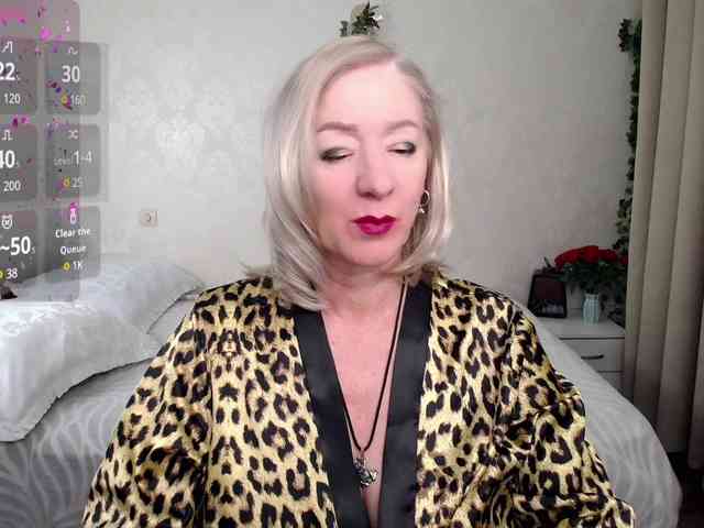 hunters-woman webcam