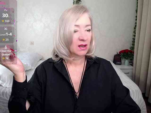 hunters-woman webcam