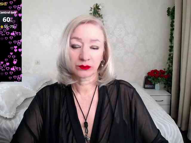 hunters-woman webcam