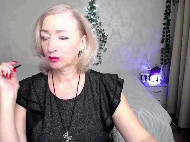 hunters-woman webcam