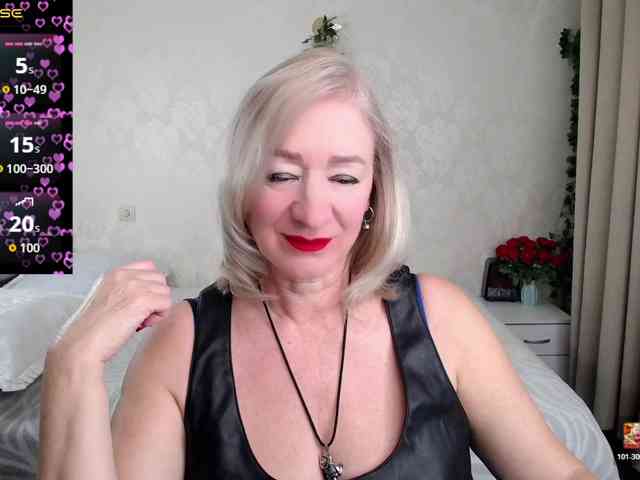 hunters-woman webcam