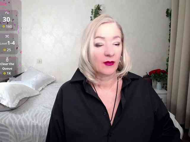 hunters-woman webcam