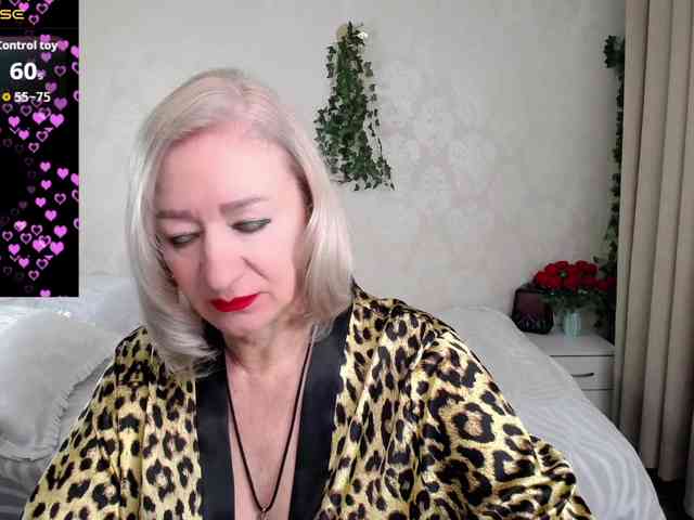 hunters-woman webcam