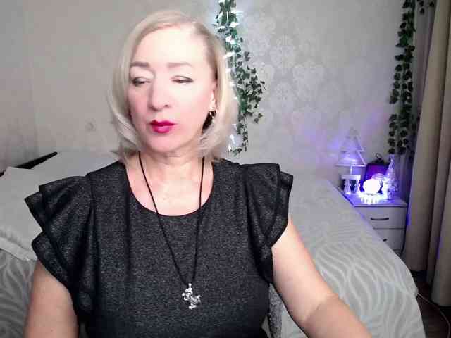 hunters-woman webcam