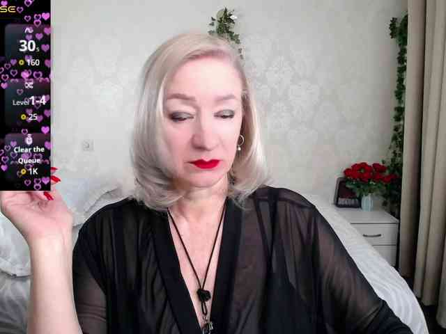 hunters-woman webcam