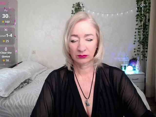 hunters-woman webcam