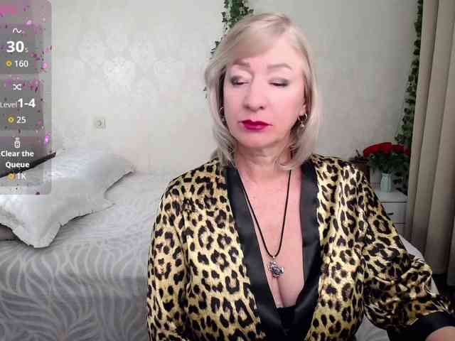 hunters-woman webcam