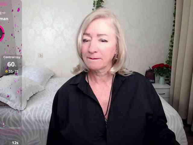 hunters-woman webcam