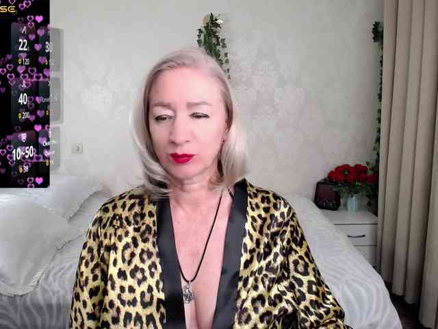 hunters-woman webcam