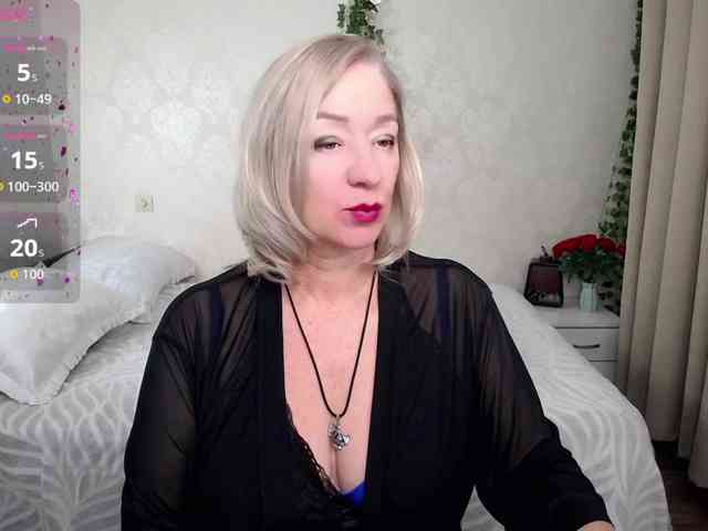 hunters-woman webcam