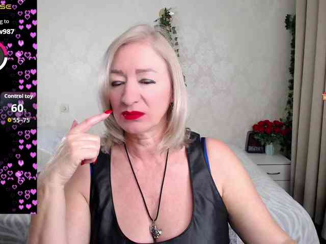 hunters-woman webcam