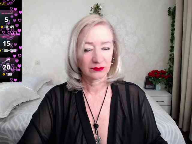 hunters-woman webcam