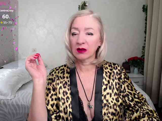 hunters-woman webcam