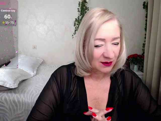 hunters-woman webcam