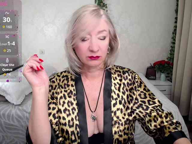 hunters-woman webcam