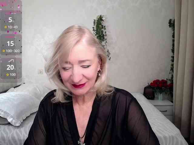 hunters-woman webcam