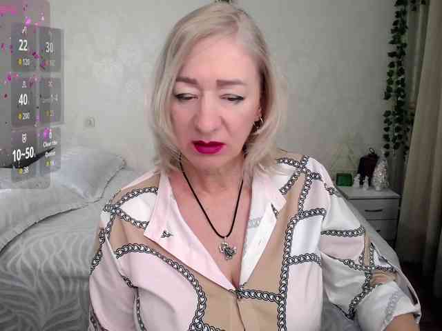 hunters-woman webcam