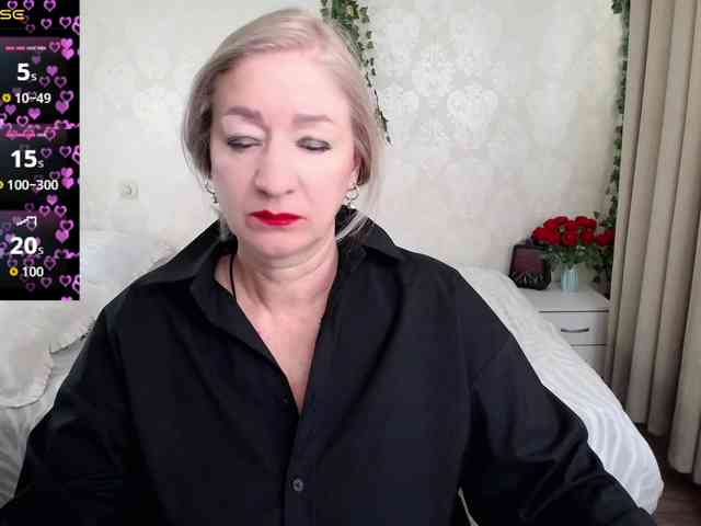 hunters-woman webcam