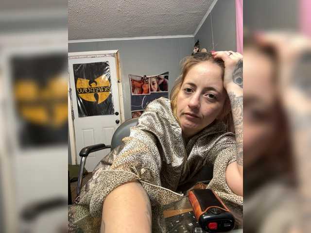 Funnyfuckas444 webcam