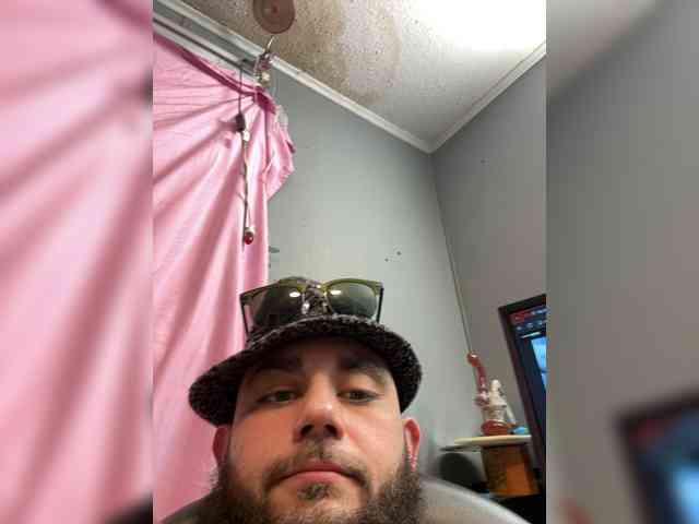 Funnyfuckas444 webcam