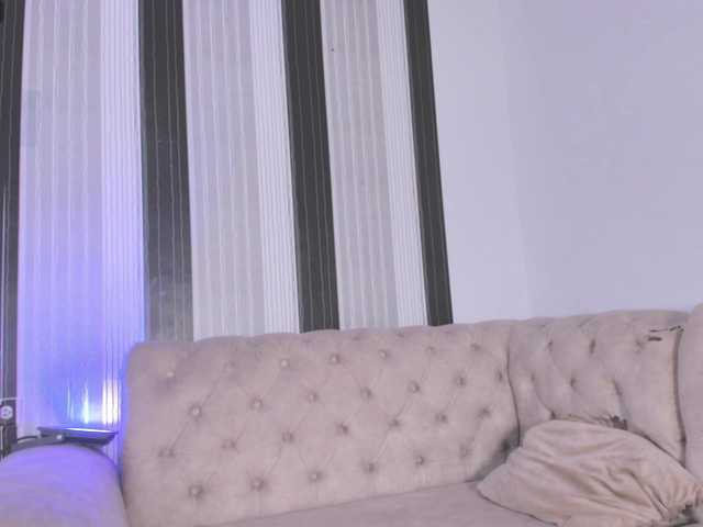 kylie-strong's BongaCams show and profile