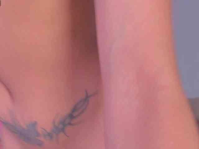 kylie-strong kylie-strong