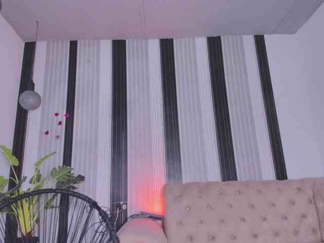 kylie-strong kylie-strong