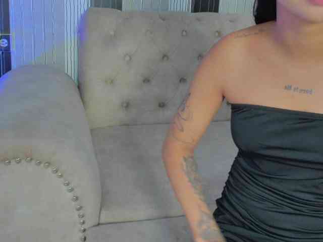 kylie-strong kylie-strong