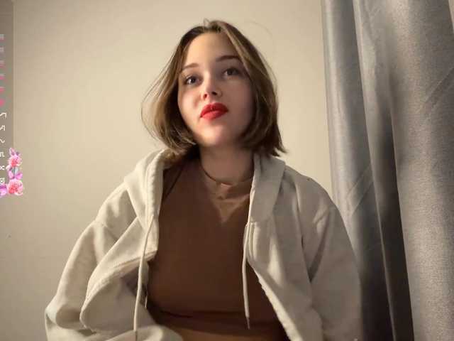 LupeVillari's BongaCams show and profile