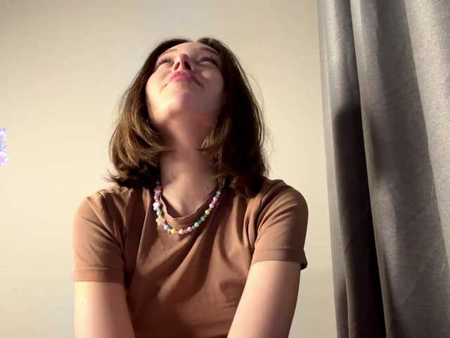 LupeVillari's BongaCams show and profile