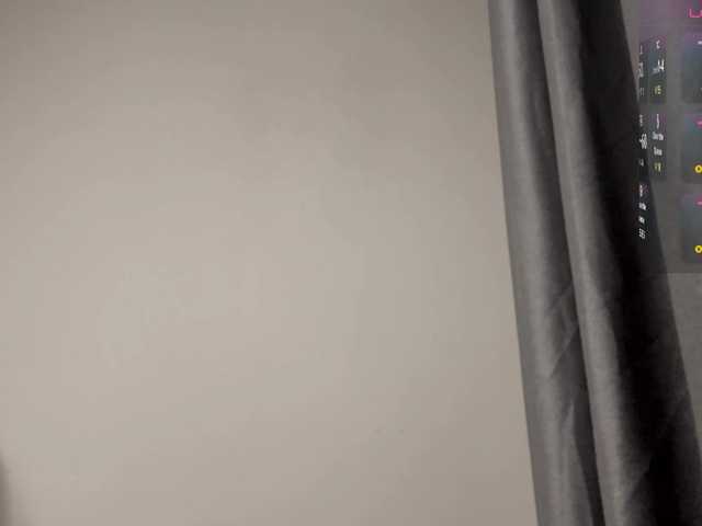 LupeVillari's BongaCams show and profile