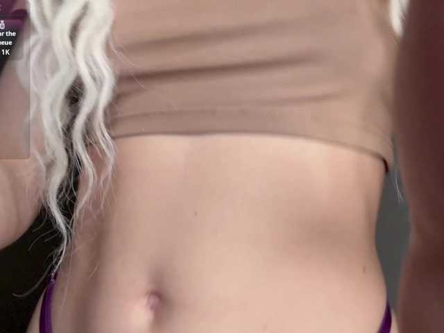 LupeVillari's BongaCams show and profile