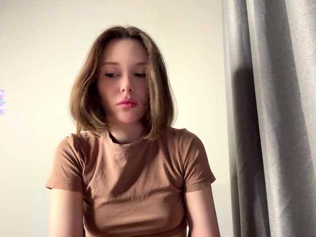 LupeVillari's BongaCams show and profile