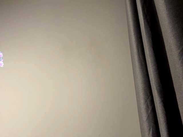 LupeVillari's BongaCams show and profile