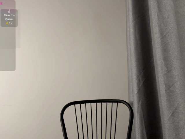 LupeVillari's BongaCams show and profile