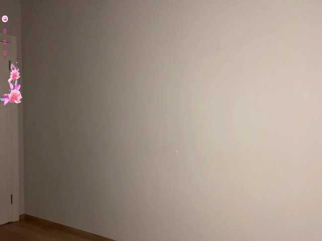 LupeVillari's BongaCams show and profile