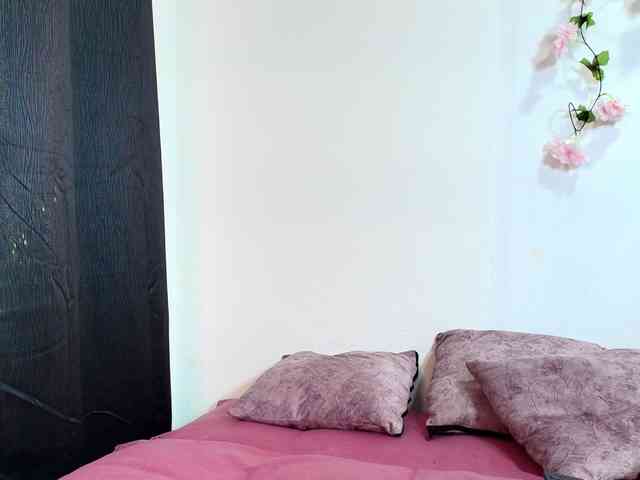 Scarlettaviebby webcam