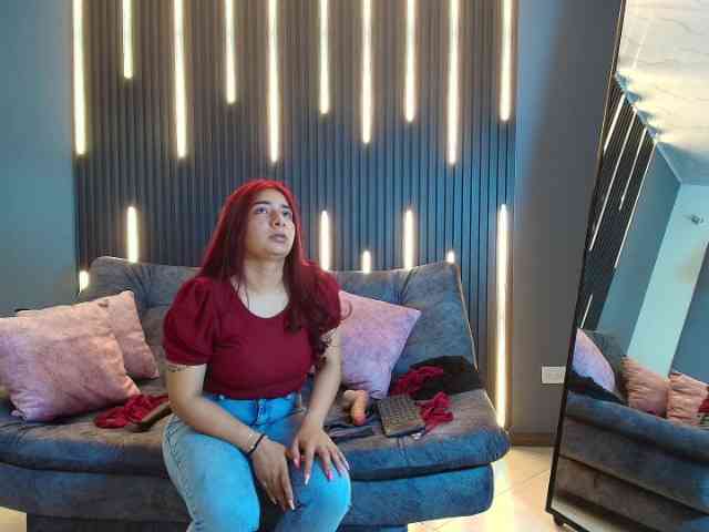 Scarlettaviebby webcam