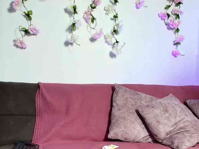 Scarlettaviebby webcam