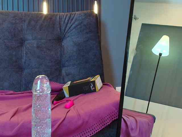 Scarlettaviebby Scarlettaviebby