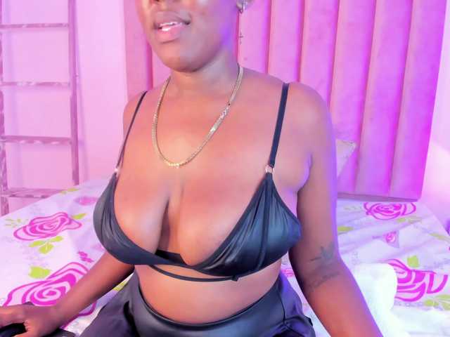  Karlaa-Ramirez chat room