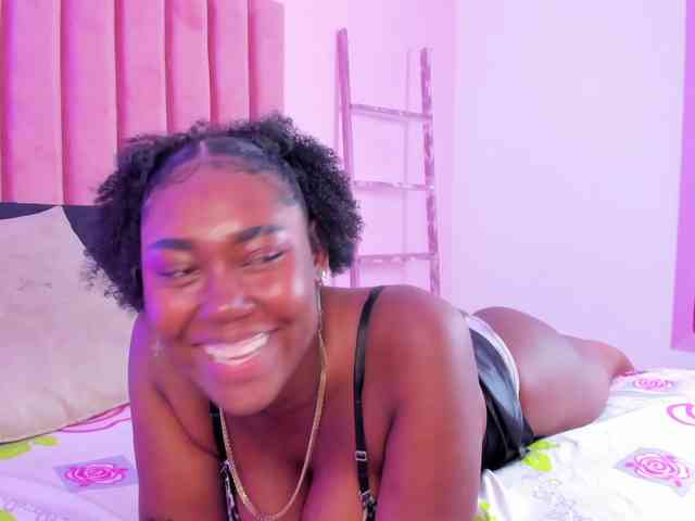 Karlaa-Ramirez webcam